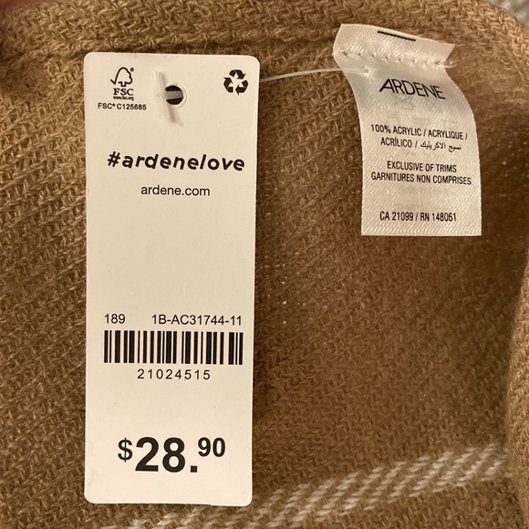 NWT Plaid Poncho Scarf Wrap Beige - Picture 4 of 4